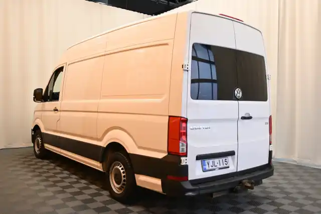 Valkoinen Pakettiauto, Volkswagen Crafter – YJL-115