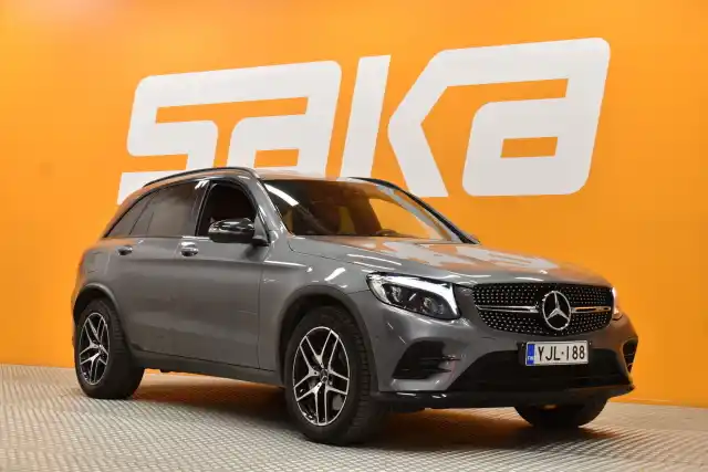Harmaa Maastoauto, Mercedes-Benz GLC 43 AMG – YJL-188