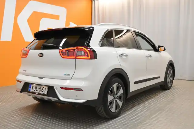 Valkoinen Farmari, KIA Niro – YJL-561