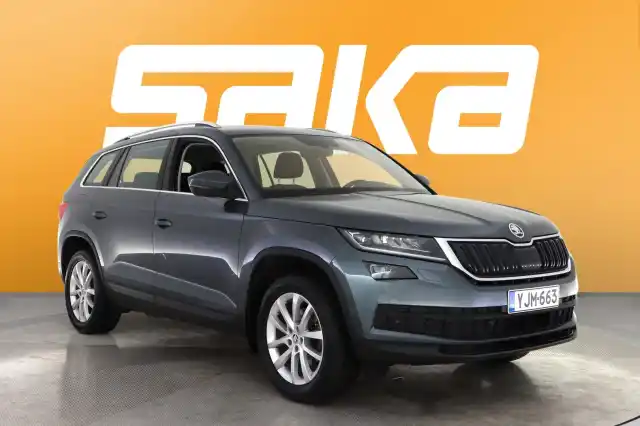 Harmaa Maastoauto, Skoda Kodiaq – YJM-663