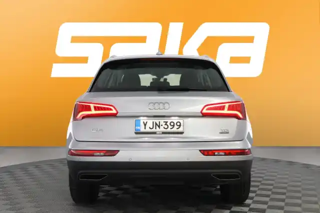 Hopea Maastoauto, Audi Q5 – YJN-399