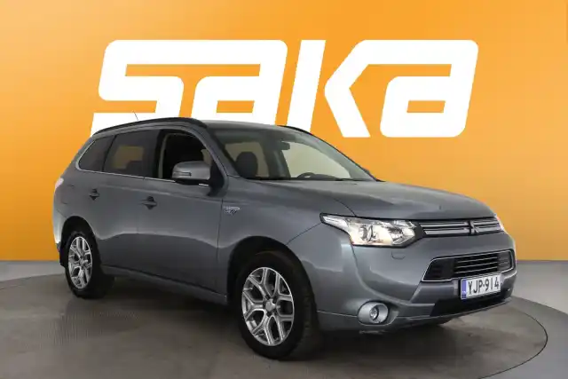 Harmaa Maastoauto, Mitsubishi OUTLANDER PHEV – YJP-914