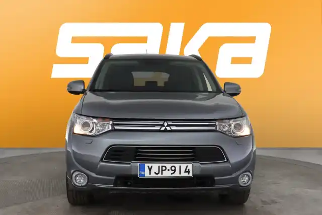 Harmaa Maastoauto, Mitsubishi OUTLANDER PHEV – YJP-914