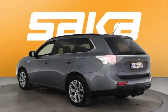 Harmaa Maastoauto, Mitsubishi OUTLANDER PHEV – YJP-914