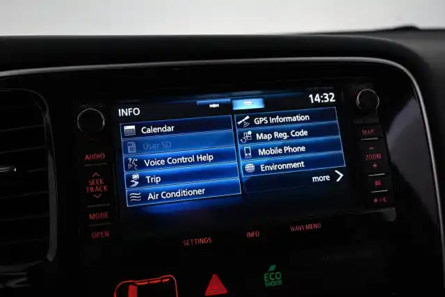 Harmaa Maastoauto, Mitsubishi OUTLANDER PHEV – YJP-914