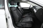 Valkoinen Farmari, Volkswagen Passat – YJP-915, kuva 10