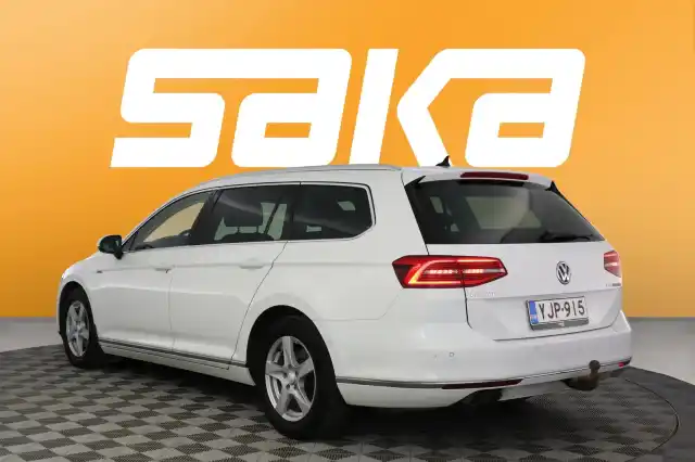 Valkoinen Farmari, Volkswagen Passat – YJP-915
