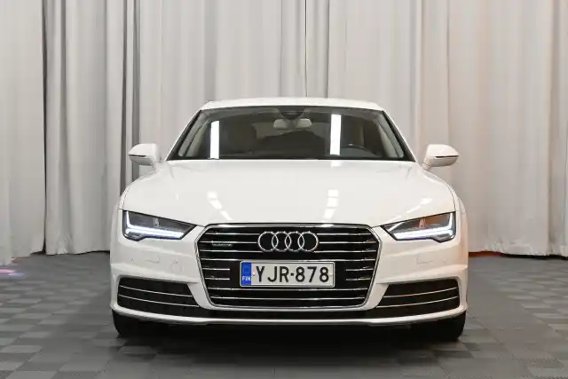 Valkoinen Viistoperä, Audi A7 – YJR-878