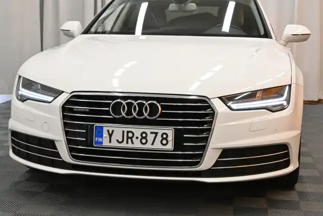 Valkoinen Viistoperä, Audi A7 – YJR-878