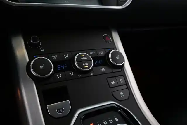 Valkoinen Maastoauto, Land Rover Range Rover Evoque – YJS-658