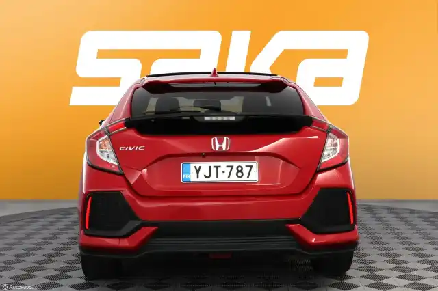 Punainen Viistoperä, Honda Civic – YJT-787