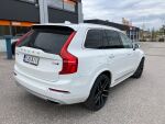 Valkoinen Maastoauto, Volvo XC90 – YJU-311, kuva 2