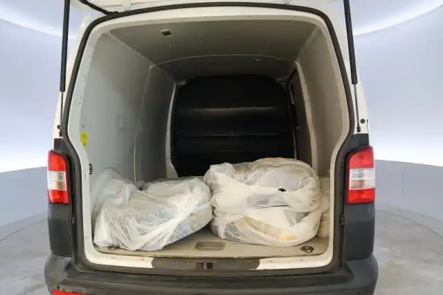  Pakettiauto, Volkswagen Transporter – YJV-522