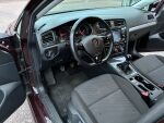 Musta Viistoperä, Volkswagen Golf – YJY-601, kuva 3