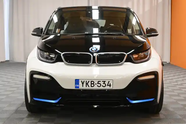 Valkoinen Viistoperä, BMW i3 – YKB-534