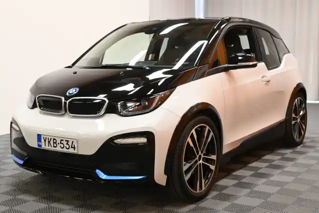 Valkoinen Viistoperä, BMW i3 – YKB-534