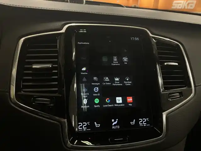 Harmaa Maastoauto, Volvo XC90 – YKE-442