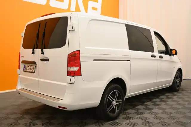 Valkoinen Pakettiauto, Mercedes-Benz Vito – YKE-479