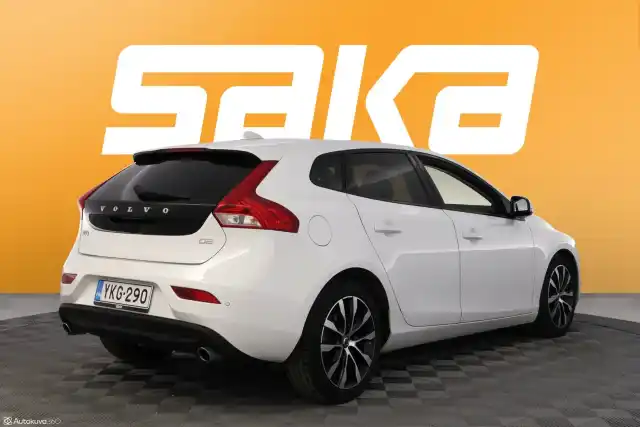 Valkoinen Viistoperä, Volvo V40 – YKG-290