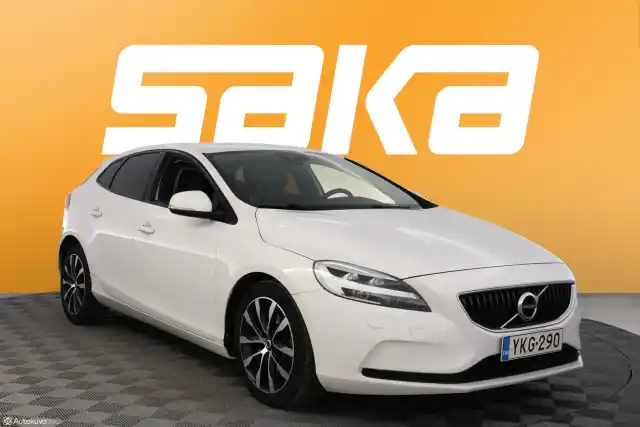 Valkoinen Viistoperä, Volvo V40 – YKG-290