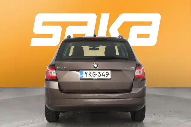 Ruskea (beige) Farmari, Skoda Fabia – YKG-349