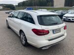 Valkoinen Farmari, Mercedes-Benz C – YKH-406, kuva 3