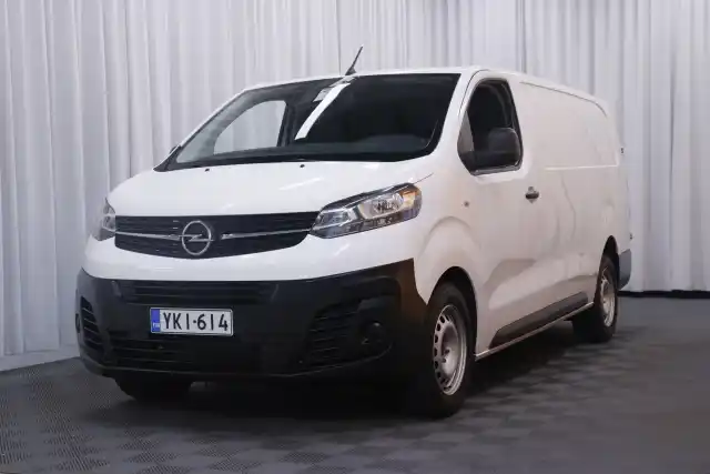 Valkoinen Pakettiauto, Opel Vivaro – YKI-614