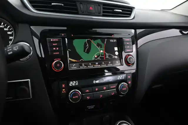 Ruskea Maastoauto, Nissan Qashqai – YKI-832