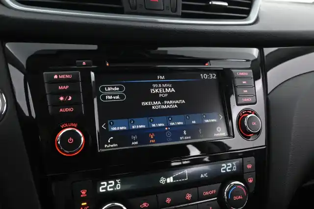 Ruskea Maastoauto, Nissan Qashqai – YKI-832