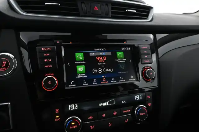 Ruskea Maastoauto, Nissan Qashqai – YKI-832