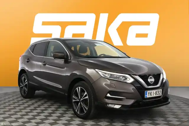 Ruskea Maastoauto, Nissan Qashqai – YKI-832