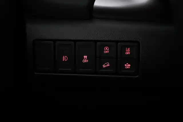 Valkoinen Viistoperä, Suzuki Vitara – YKJ-461