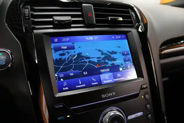 Harmaa Farmari, Ford Mondeo – YKJ-568