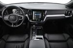 Musta Farmari, Volvo V60 – YKM-983, kuva 16