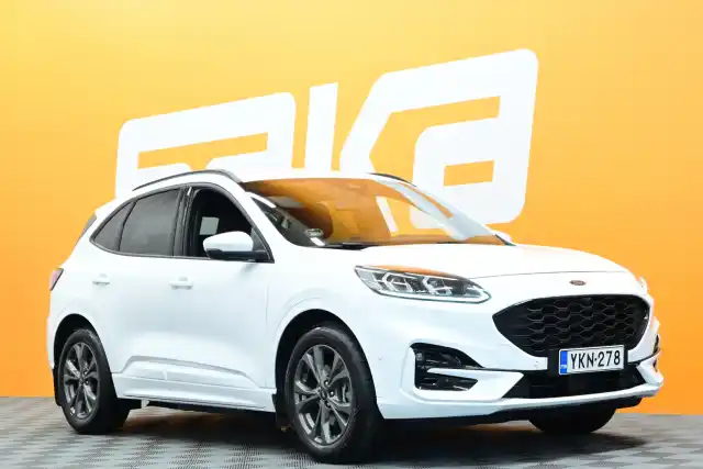 Valkoinen Maastoauto, Ford Kuga – YKN-278