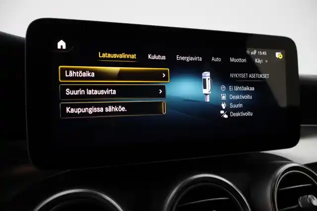 Valkoinen Maastoauto, Mercedes-Benz GLC – YKN-974