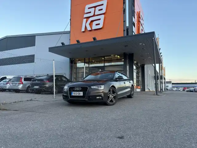 Ruskea Viistoperä, Audi A5 – YKO-581