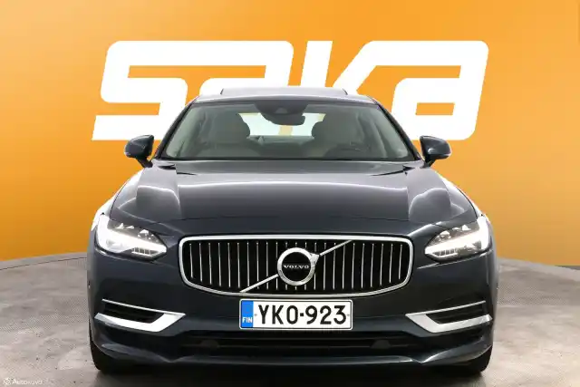 Sininen Sedan, Volvo S90 – YKO-923