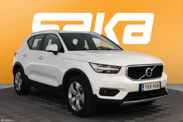 Valkoinen Maastoauto, Volvo XC40 – YKR-958