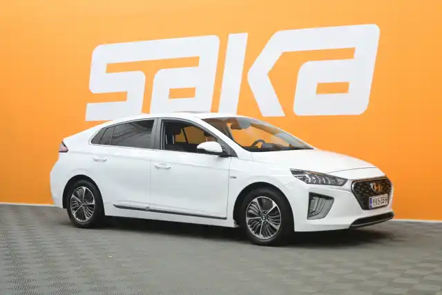 Valkoinen Viistoperä, Hyundai IONIQ plug-in – YKS-359