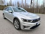 Harmaa Farmari, Volkswagen Passat – YKS-826, kuva 2