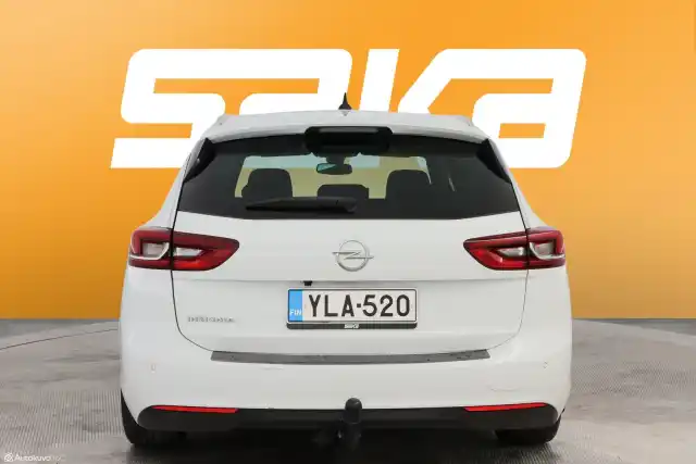 Valkoinen Farmari, Opel Insignia – YLA-520