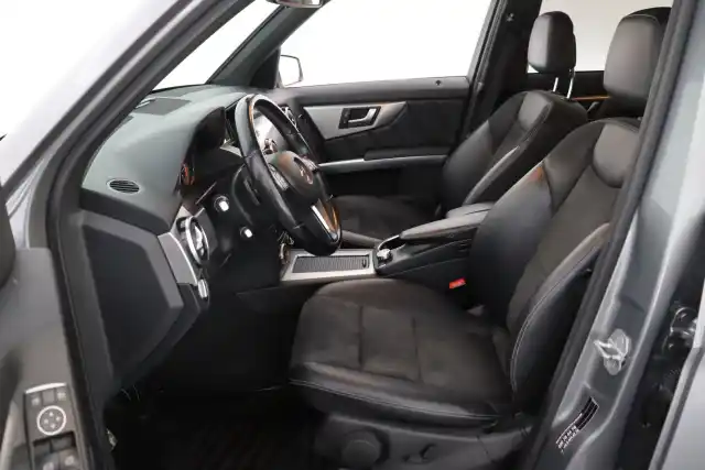 Hopea Maastoauto, Mercedes-Benz GLK – YLA-813