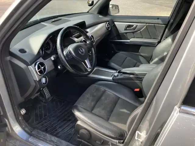 Hopea Farmari, Mercedes-Benz GLK – YLA-813