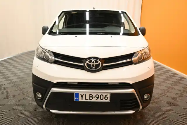Valkoinen Pakettiauto, Toyota Proace – YLB-906