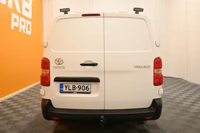 Valkoinen Pakettiauto, Toyota Proace – YLB-906