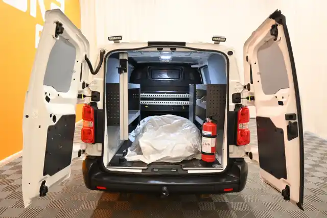 Valkoinen Pakettiauto, Toyota Proace – YLB-906