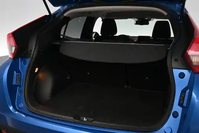 Sininen Maastoauto, Mitsubishi Eclipse Cross – YLC-398