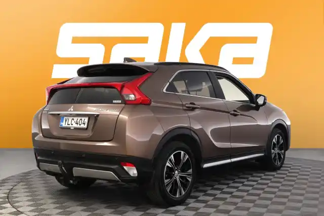 Ruskea (beige) Maastoauto, Mitsubishi Eclipse Cross – YLC-404