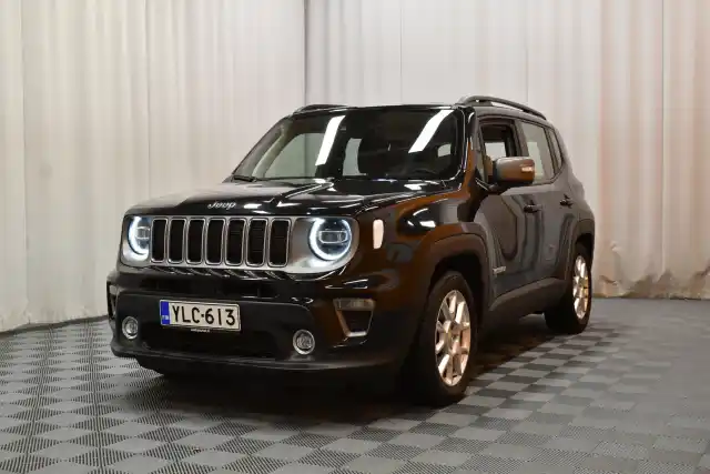 Musta Maastoauto, Jeep Renegade – YLC-613